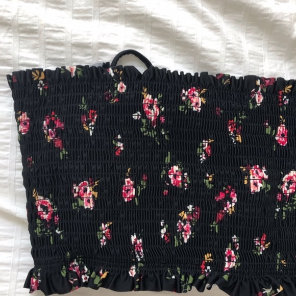 Smocked Underwire Floral Bandeau Bikini Top - Picture 5 of 6